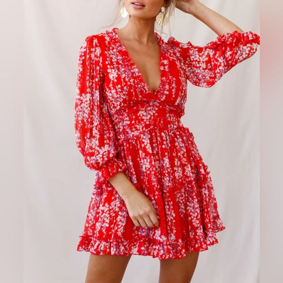 SELFIE LESLIE
Laney Cutout Back Ruffle Detail Floral Dress Red size medium - Picture 1 of 16